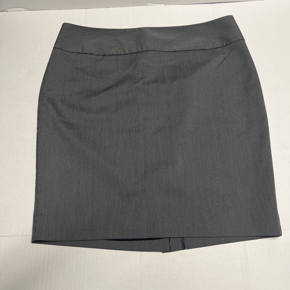 Worthington Industries Dresses & Skirts - Worthington Size 16 Gray Pencil Skirt Micro Pattern Textured Career Lined